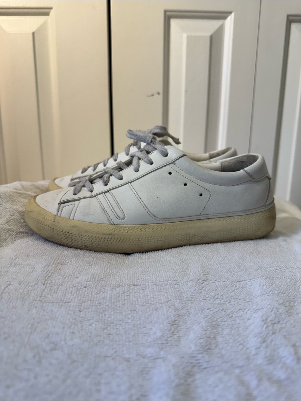 Golden Goose Off-White Leather Low-Top Sneakers with Cream Sole